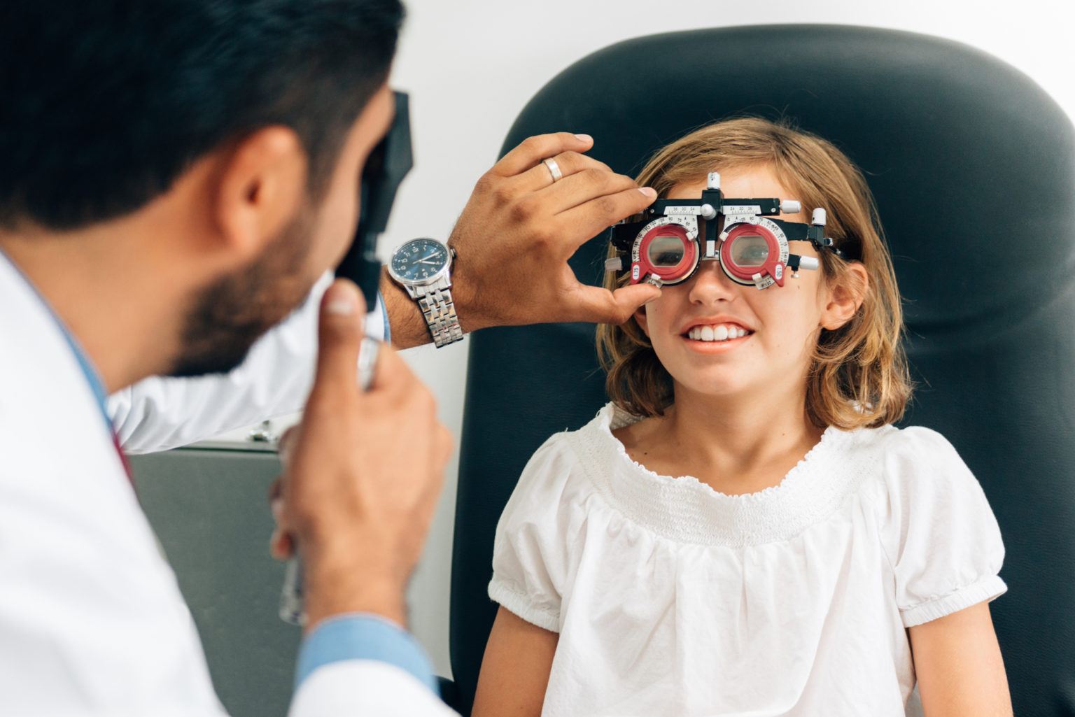 What is the Protocol for Myopic Patients with Binocular Vision Issues
